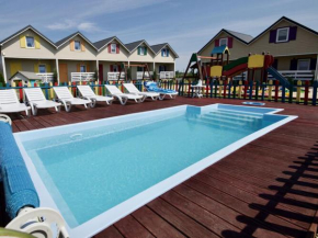 Holiday complex with outdoor pool, Jezierzany